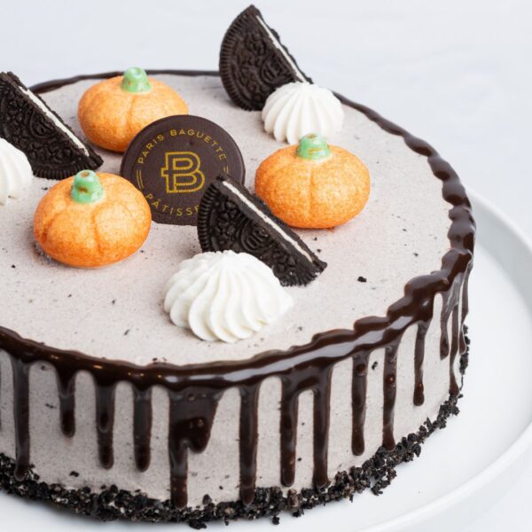 Halloween Cookies & Cream cake